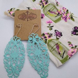 New Plunder Earrings teal 💙